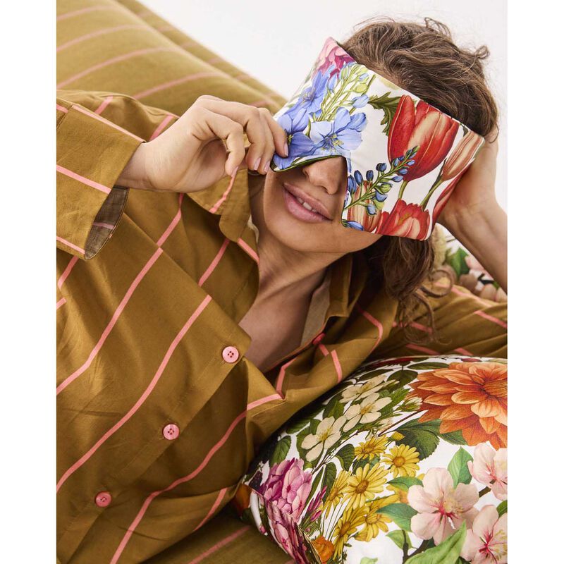 Kip&Co Cottage Garden Block Out Silk Eye Mask image number 3